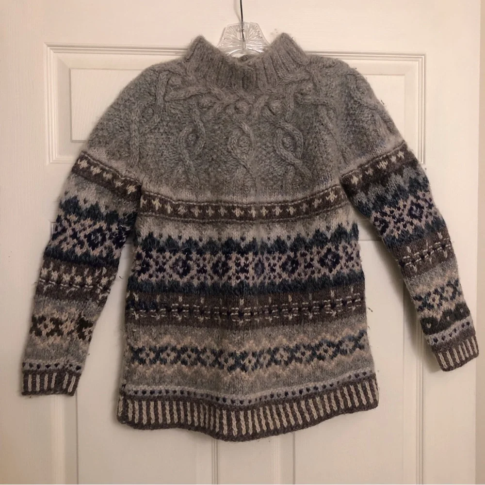 Hand made 100% wool sweater - Picture 2 of 2